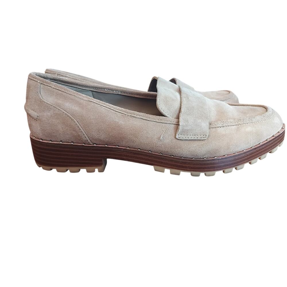 Vince Camuto Women's Golinda Lug Sole Penny Loafer in a tan suede 9